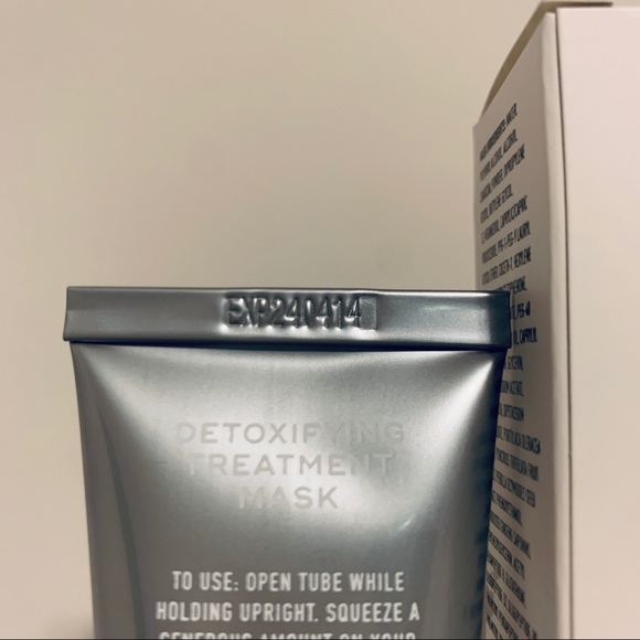 🆕Aceology Detoxifying Treatment Mask - Picture 4 of 9